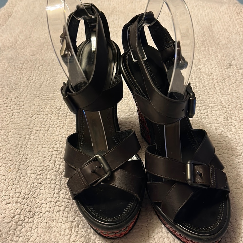 Strappy Bottega Veneta platform wedge sandal - 39